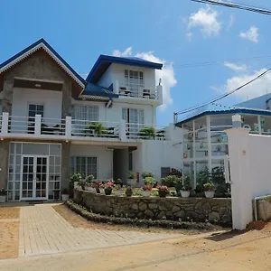 Hotel Blue Meadows-nuwaraeliya, Nuwara Eliya